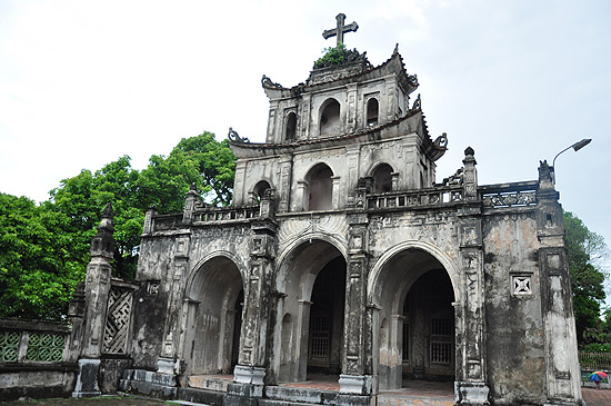 Đẹp lạ nh&agrave; thờ bằng đ&aacute; ở VIệt Nam