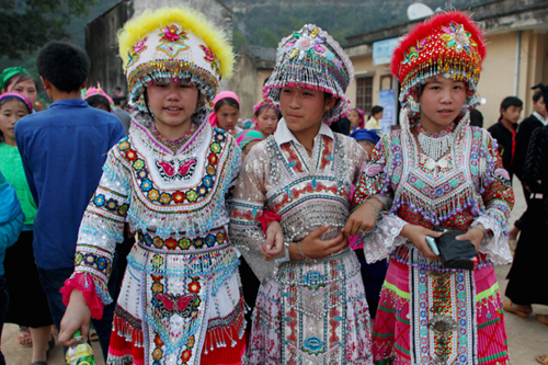 Vẻ đẹp thuần khiết của thiếu nữ d&acirc;n tộc thiểu số