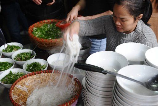 B&aacute;o nước ngo&agrave;i khen ngợi m&oacute;n phở Việt Nam