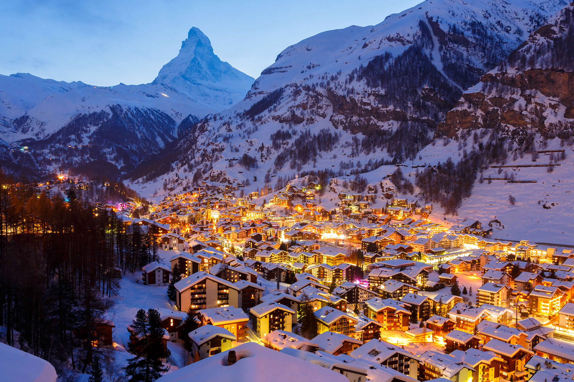 Du lịch năm châu: Làng Zermatt Thụy Sĩ - điểm đến hấp dẫn chìm trong tuyết  trắng