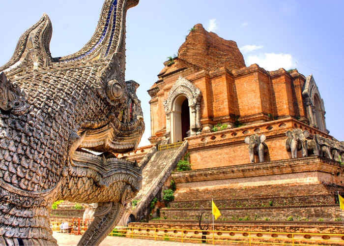 Wat Chedi Luang, kinh nghiệm du lịch Chiang Mai