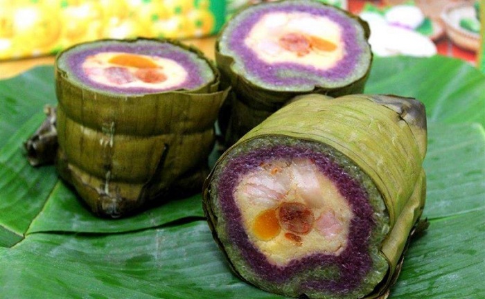 Bánh tét lá cẩm Cần Thơ