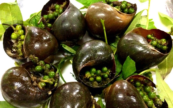 Ốc nướng tiêu