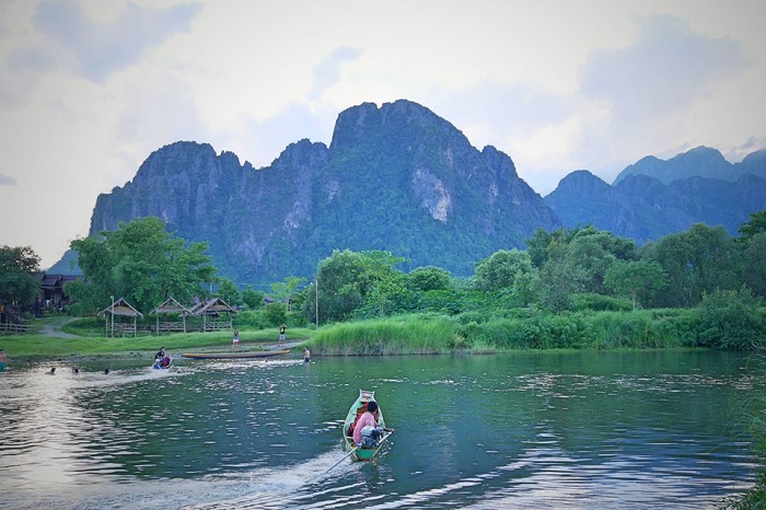 Thị trấn Vang Vieng