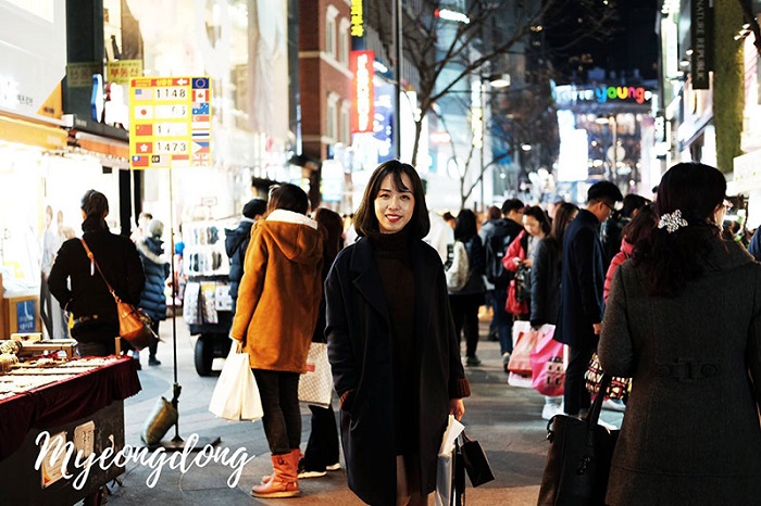 Khu chợ Myeongdong