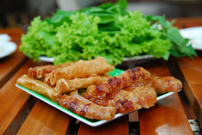 Đặc sản nem nướng Ninh Hòa