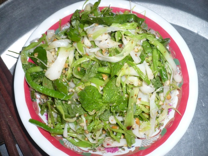Gỏi tỏi Lý Sơn