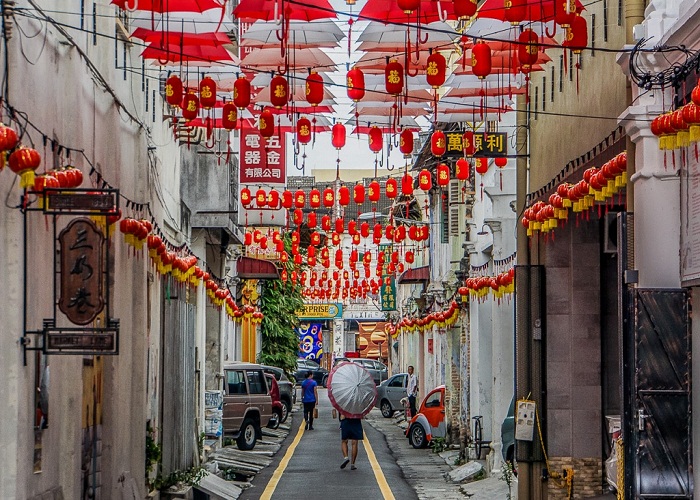 Con hẻm tuyệt đẹp với những chiếc đèn lồng được treo lên, kinh nghiệm du lịch Ipoh