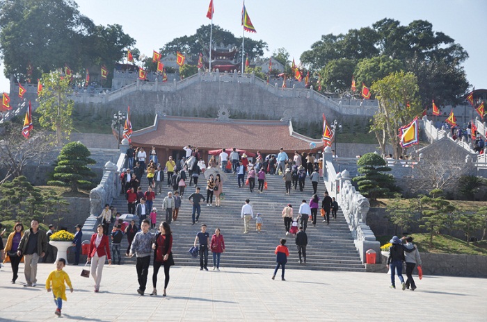 những ngôi chùa nổi tiếng nhất tại Quảng Ninh