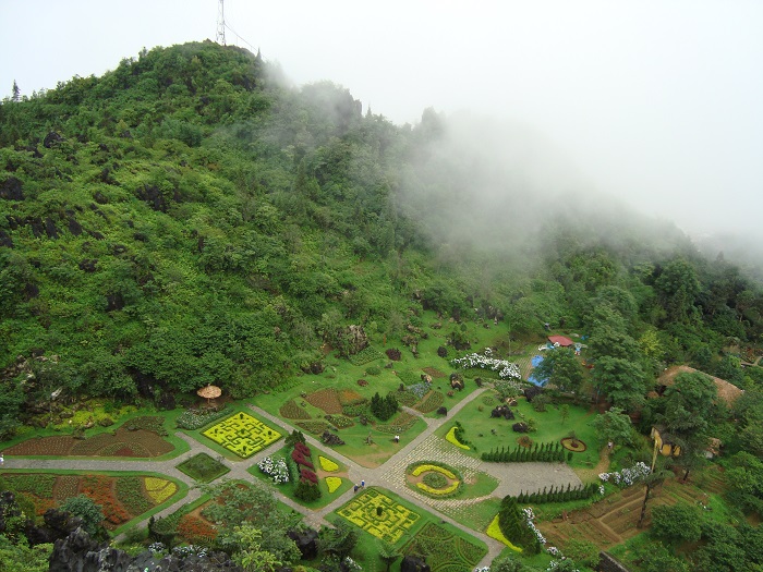 Ham Rong mountain tourism experience