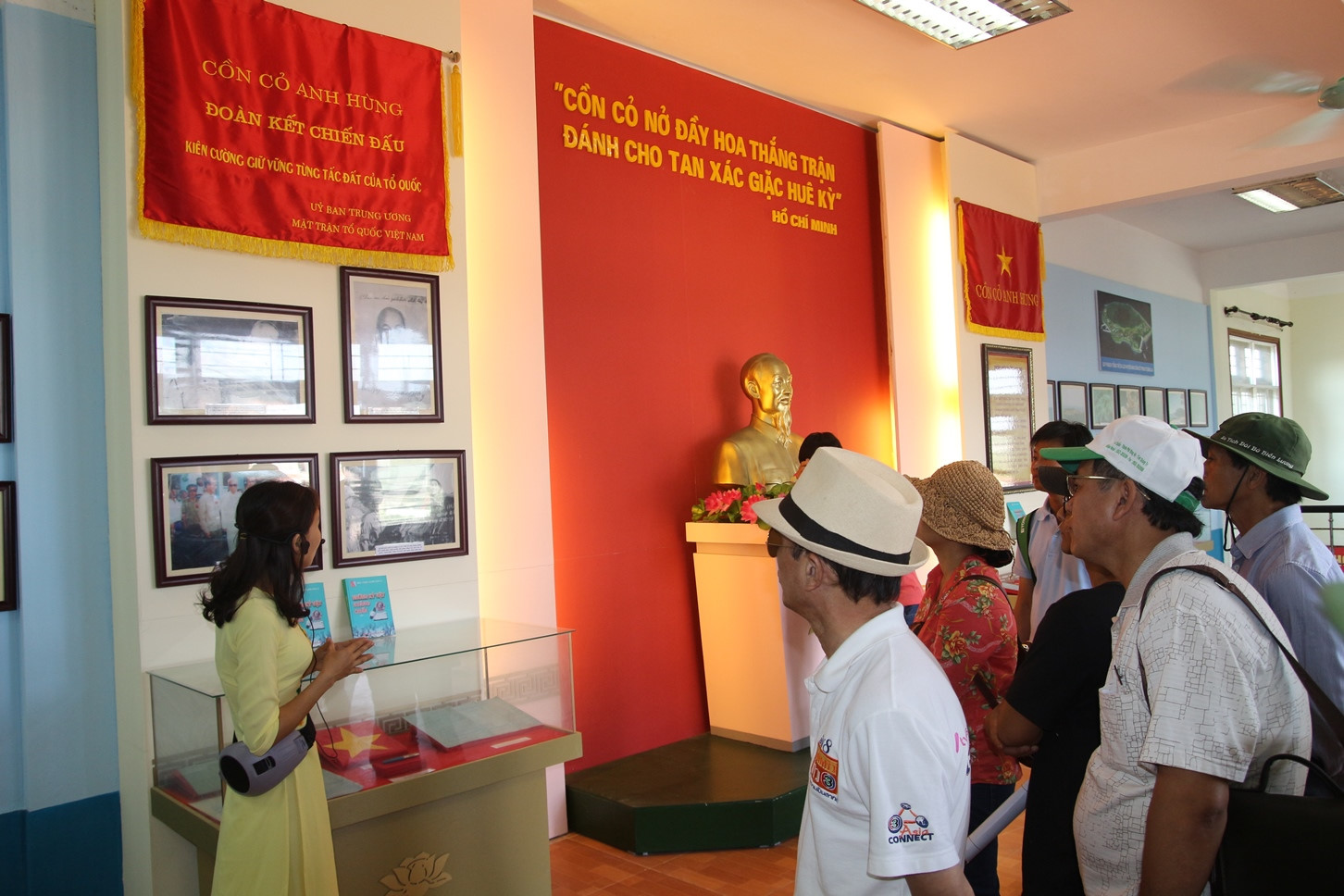 Phòng truyền thống