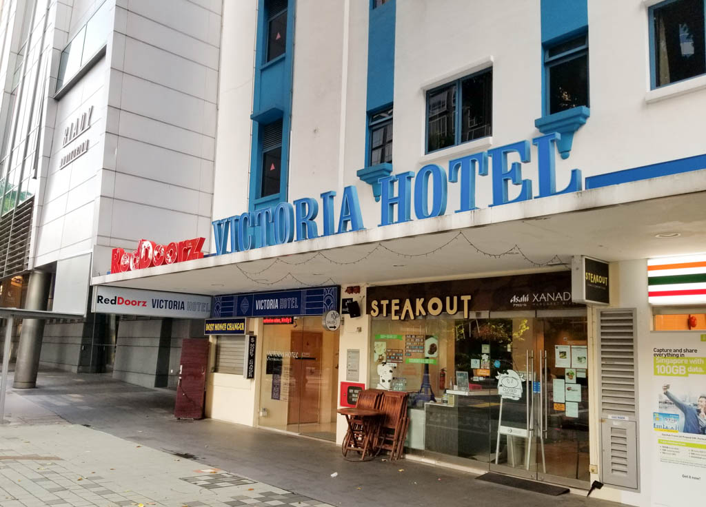 Khách sạn Victoria Hotel Singapore