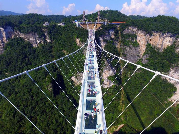 Cầu kính Trương Gia Giới