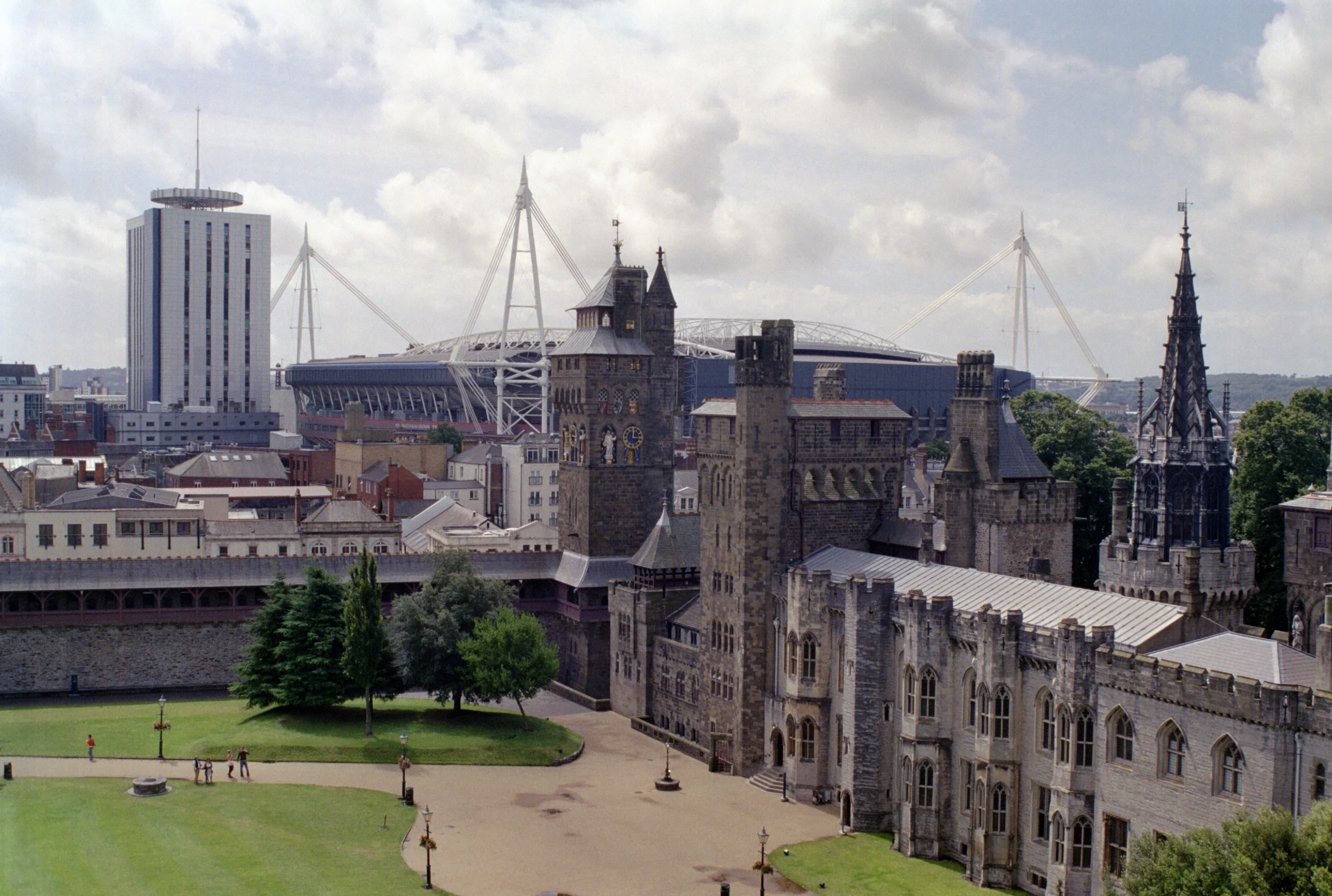 kinh nghiệm du lịch Cardiff
