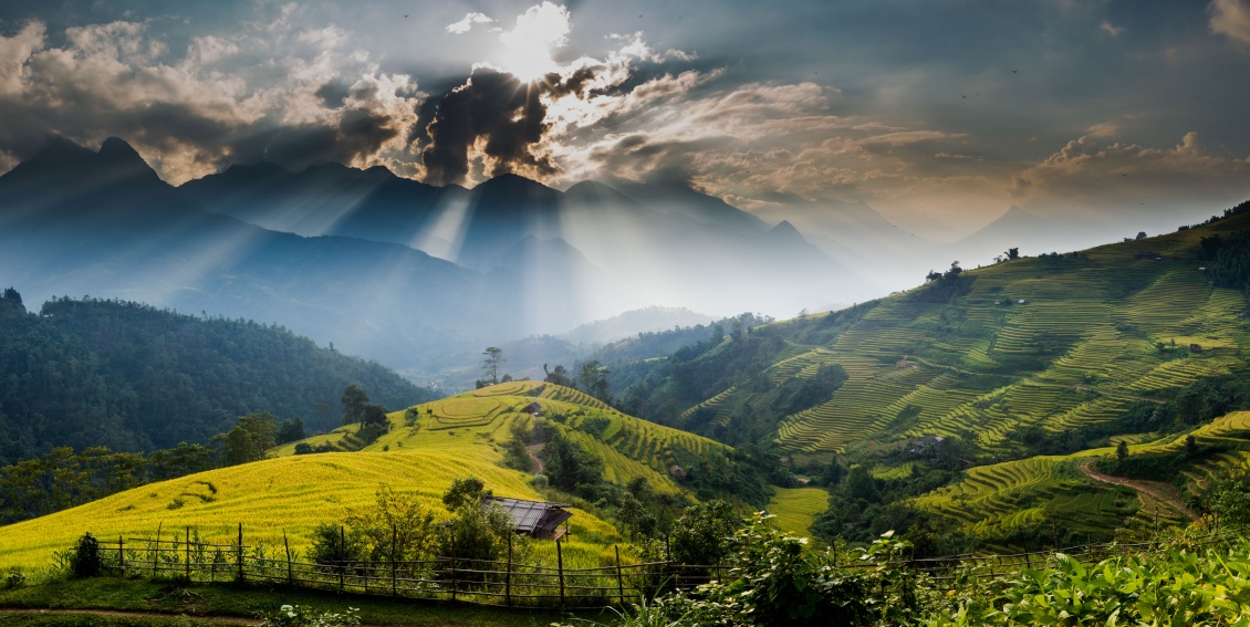 Boys and girls in Sapa