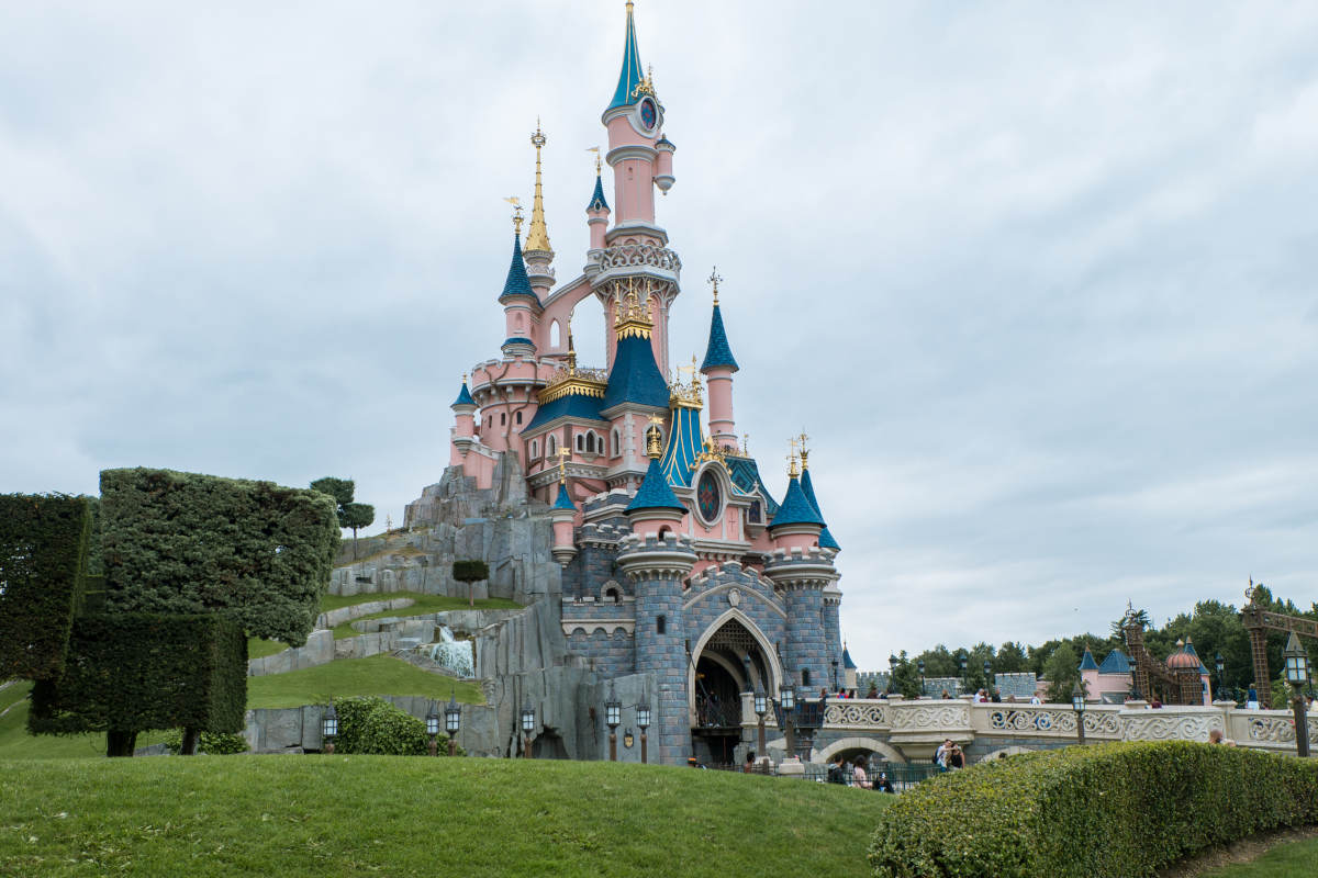 công viên giải trí Disneyland Paris