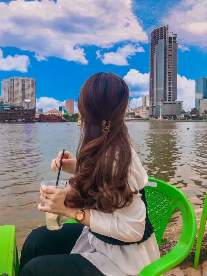 nóc hầm Thủ Thiêm thời điểm check-in 