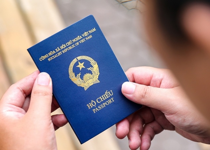 Bạn cần có hộ chiếu Việt Nam trước khi xin visa đi du lịch Hồng Kông