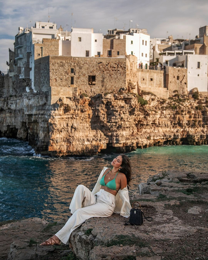 Khám phá bờ biển khi du lịch Italia