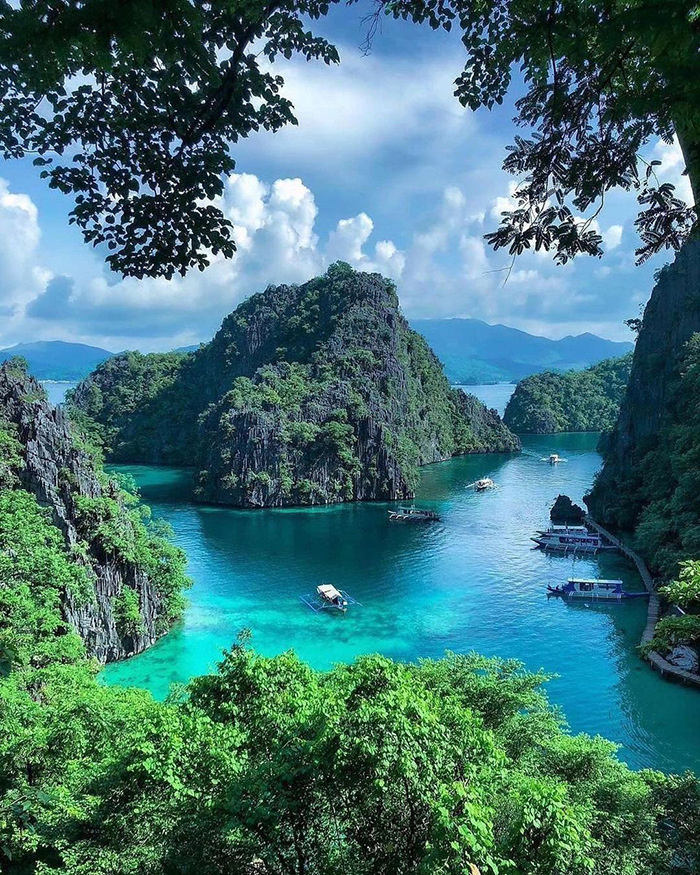 Khám phá biển coron khi du lịch Philippines
