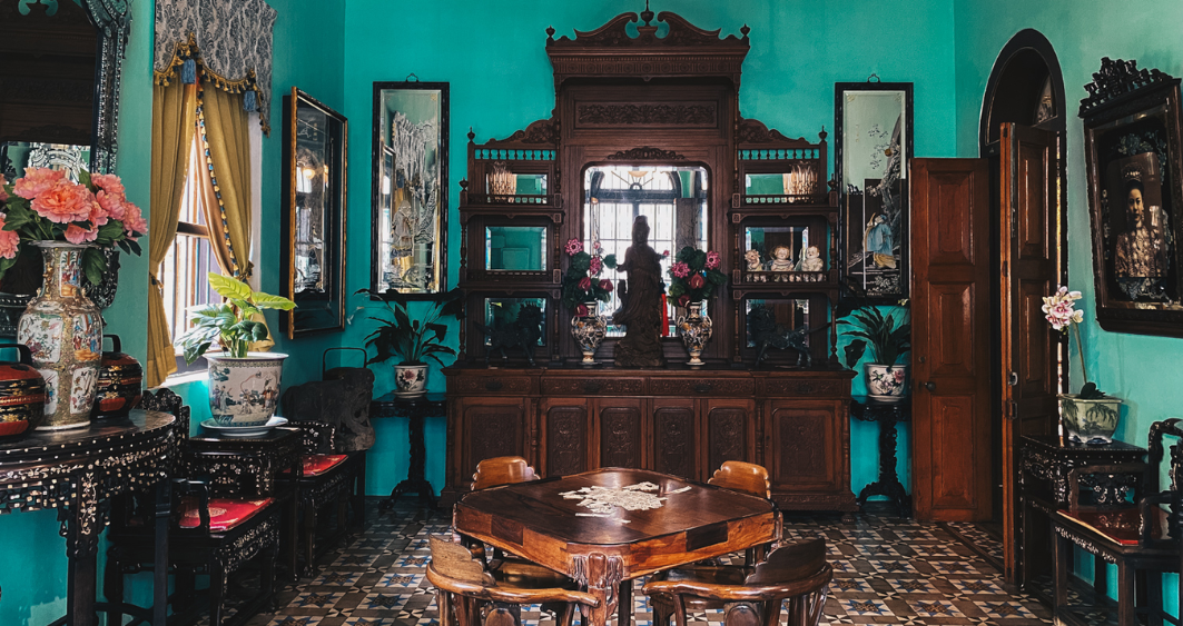Nhà cổ Pinang Peranakan mang đậm kiến trúc Trung Hoa và Châu Âu hòa trộn Nhà cổ Pinang Peranakan mang đậm kiến trúc Trung Hoa và Châu Âu hòa trộn