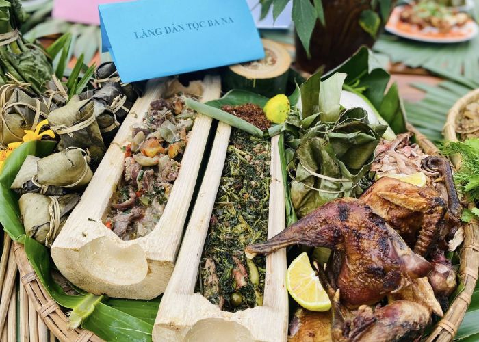 Thưởng thức đặc sản tại Làng Văn hóa Du lịch các Dân tộc Việt Nam