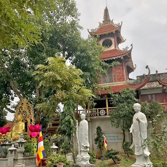 Chùa Dư Hàng Hải Phòng là ngôi chùa cổ kính, linh thiêng