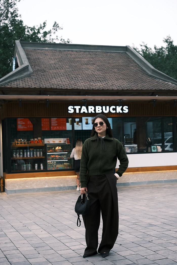 Góc quán cà phê thuộc danh thắng Tràng An là điểm check in mới ở Ninh Bình dịp Tết