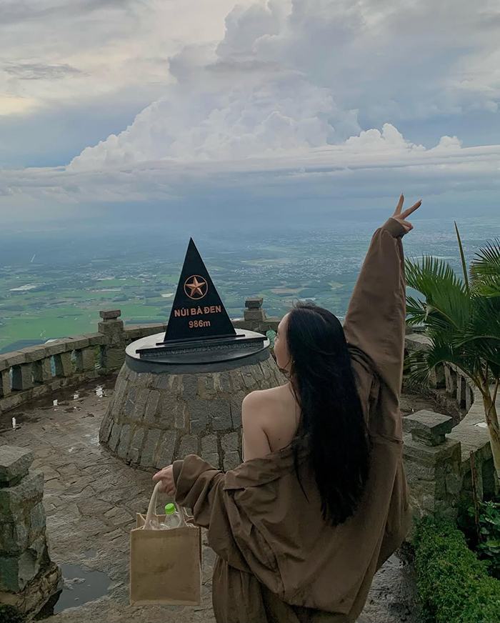 Lưu ý khi đi cùng người lớn tuổi, trẻ nhỏ