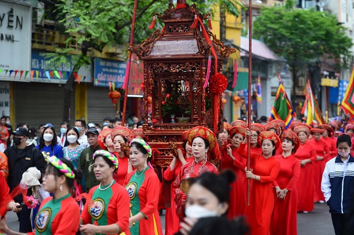 Lễ hội chùa Láng Hà Nội diễn ra vào tháng Ba Âm lịch