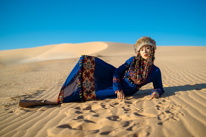 Kinh nghiệm du lịch Mũi Né từ Hà Nội Bàu Trắng Mũi Né được mệnh danh là tiểu sa mạc