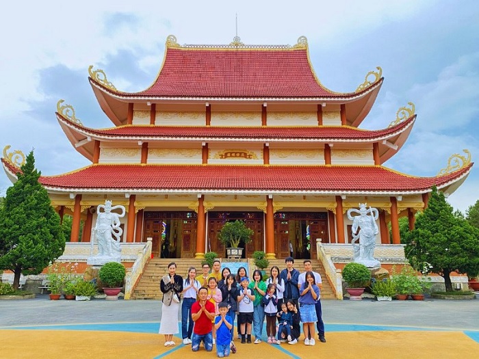 Đầu năm nhất định phải tới chùa Khánh Lâm trong lịch trình du lịch Măng Đen dịp Tết