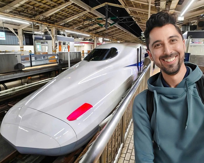 Trải nghiệm tàu siêu tốc nổi tiếng khi đi Tour du lịch Nhật Bản từ Hà Nội