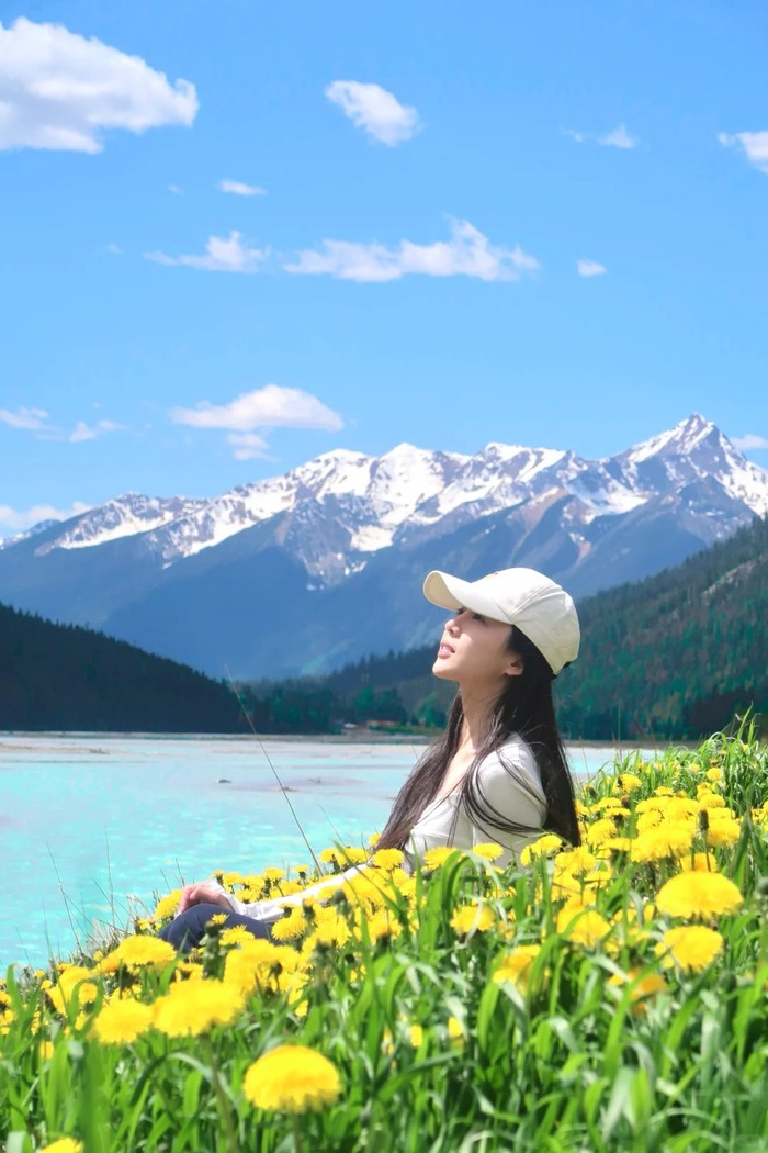 Các hồ nước đẹp nhất ở Canada - Hồ Emerald