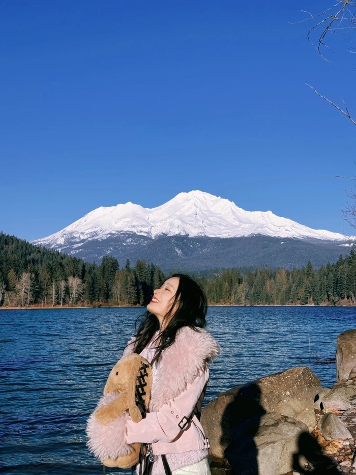 Các ngọn núi đẹp nhất ở Mỹ - Núi Mount Shasta