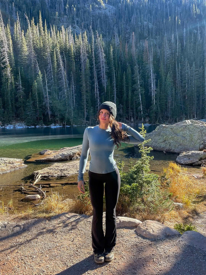 Các địa điểm trekking nổi tiếng ở Canada - Dãy núi Rocky