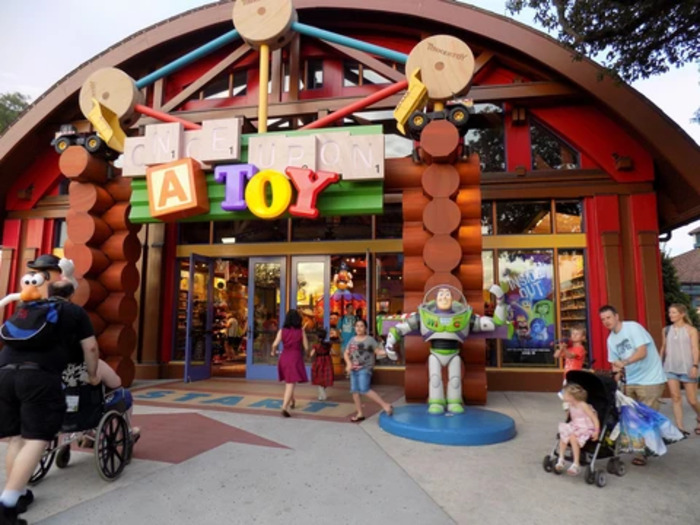 Các khu chợ nổi tiếng ở Mỹ - Chợ trời Kissimmee - Bang Florida