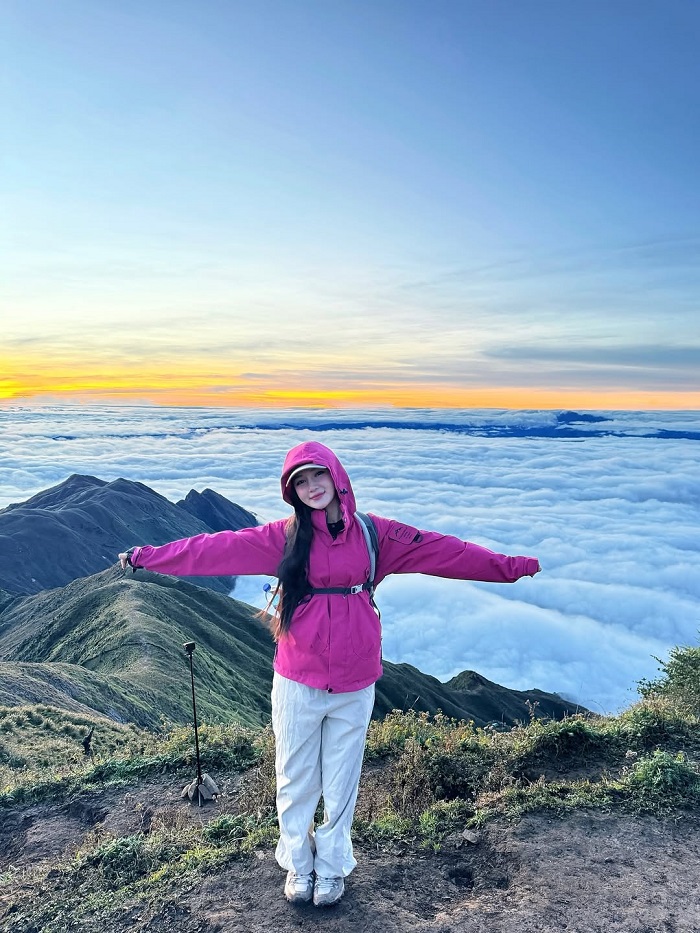 Yên Bái là thiên đường săn mây ở Miền Bắc với nhiều đỉnh núi cao