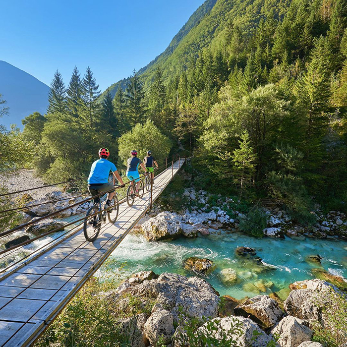 Di chuyển bằng xe đạp khi đi du lịch Slovenia