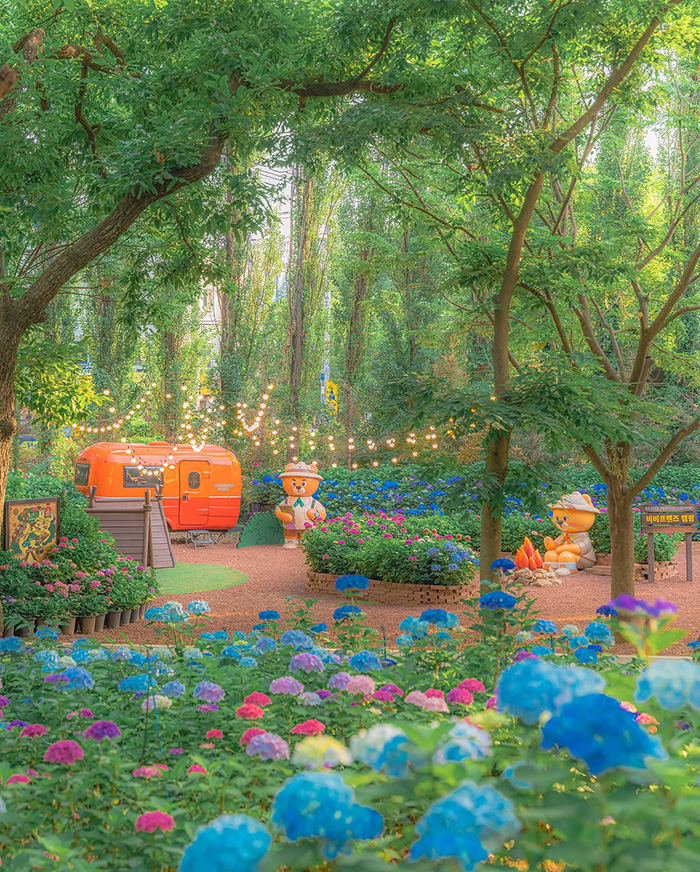 Cách di chuyển tới công viên giải trí E-World Hàn Quốc