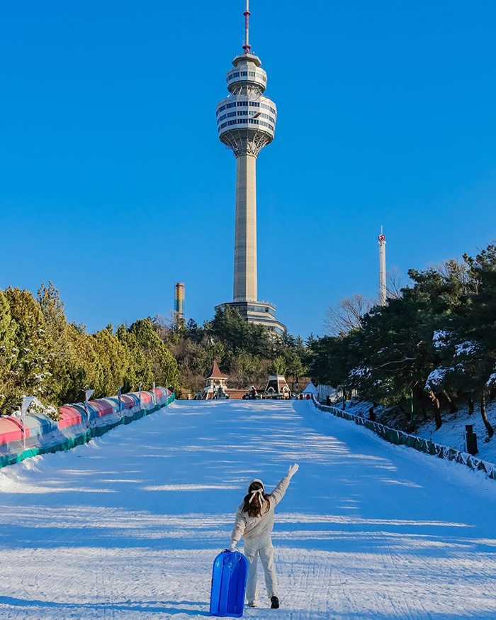 Khu vui chơi giải trí hiện đại tại công viên E-World