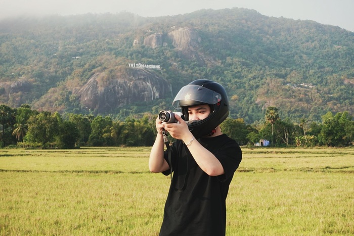 Chàng trai trẻ Tấn Lộc với niềm đam mê du lịch, khám phá mọi miền Tổ quốc.