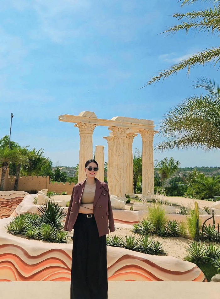 Các góc check in tại The Silk Road Mũi Né với phong cách Trung Đông bí ẩn