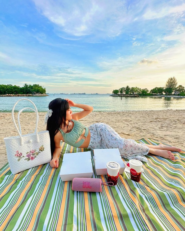 Bãi biển Siloso Singapore là nơi tuyệt vời để bạn sống ảo