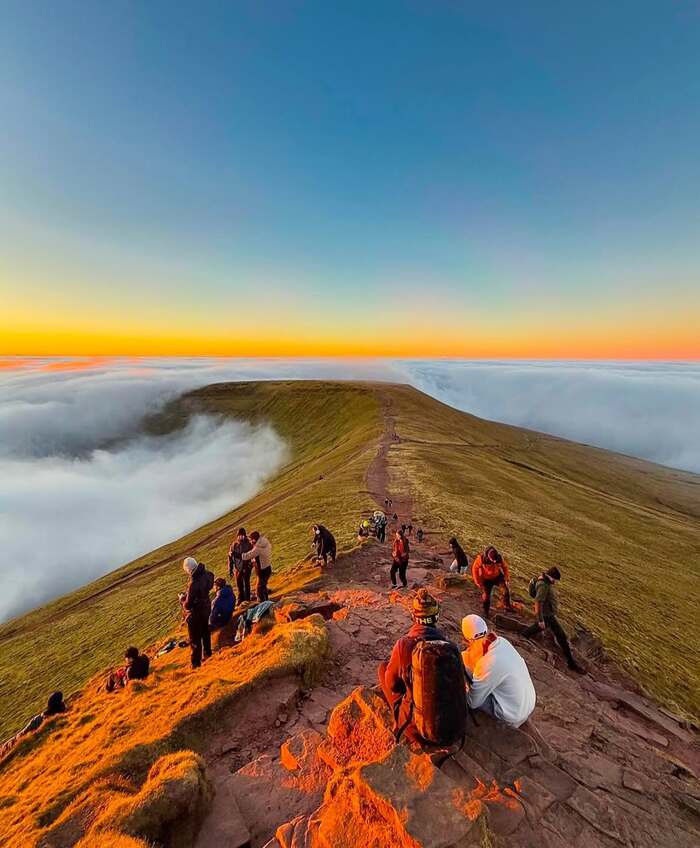 Khám phá các công viên quốc gia đẹp nhất châu Âu - Brecon Beacons, xứ Wales