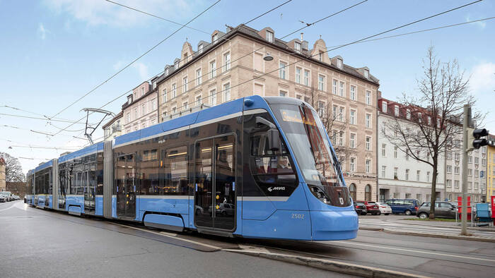 Phương tiện di chuyển đến cung điện Residenz Đức là tram