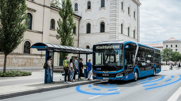 Phương tiện di chuyển đến cung điện Residenz Đức là bus