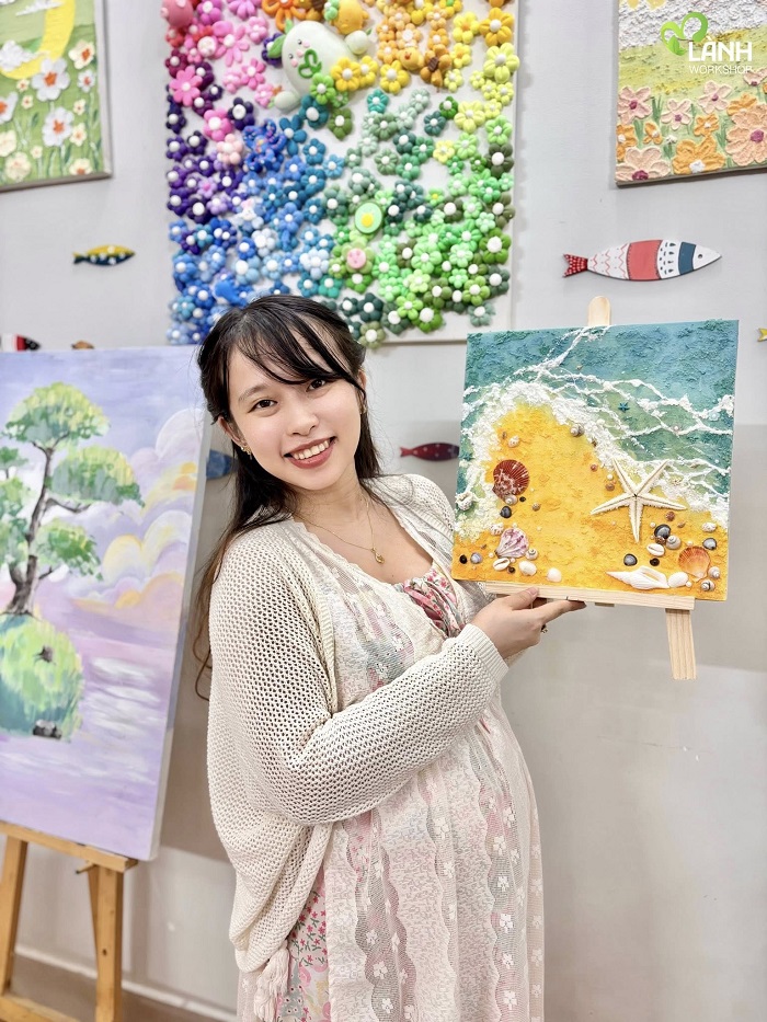 Tha hồ sáng tạo nên các tác phẩm của riêng mình khi tới địa điểm workshop vẽ tranh ở TPHCM