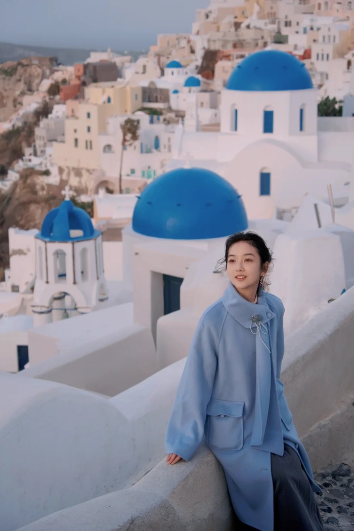 Các điểm du lịch mùa hè nổi tiếng ở châu Âu - Santorini