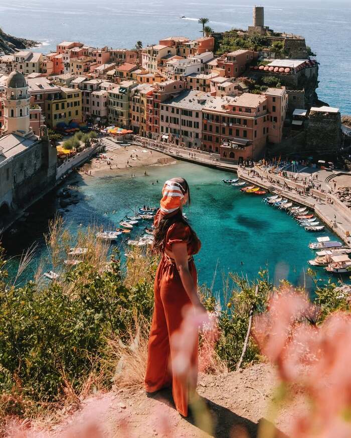 Du lịch Cinque Terre Ý - Tham quan làng Vernazza